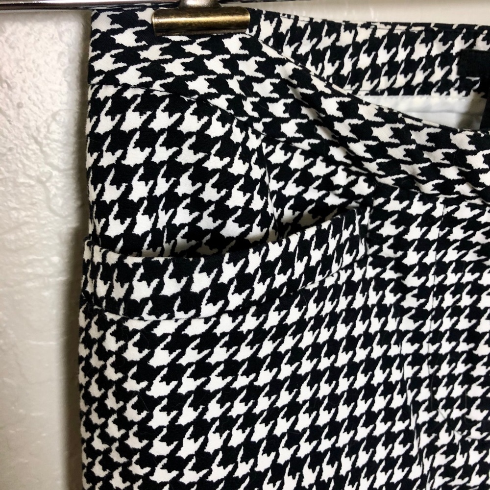 Houndstooth printed crop pants 🎱 - Picture 6 of 10